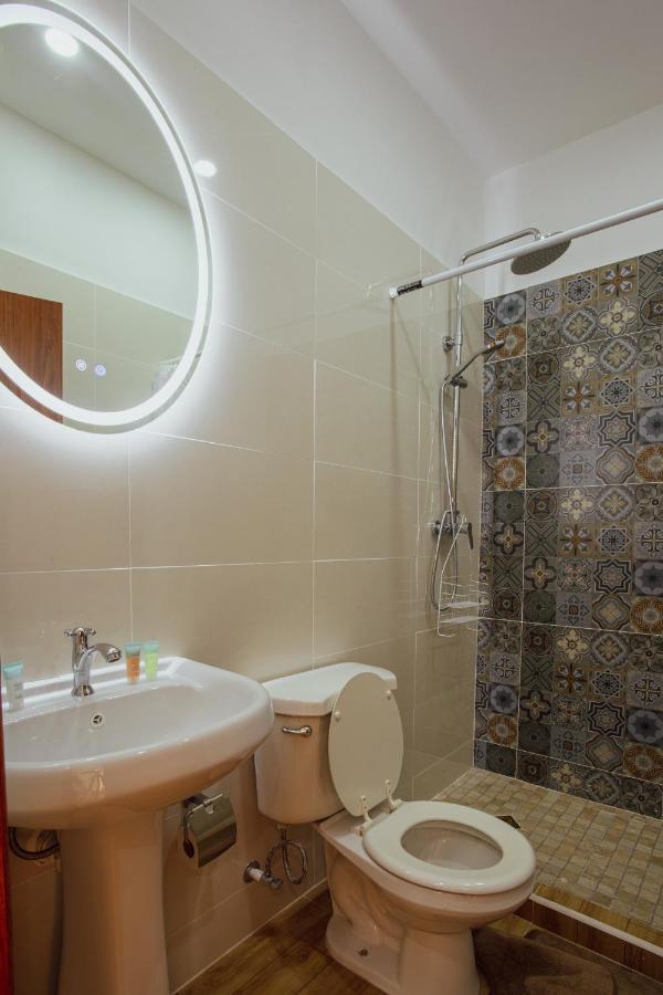 Aparthotel July Lower Prince's Quarter Esterno foto
